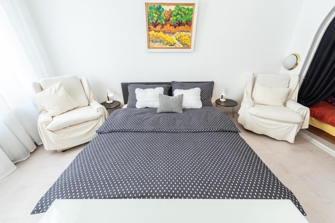 Apartment Vintage Elegance Mostcentralapt !vaci Street! *