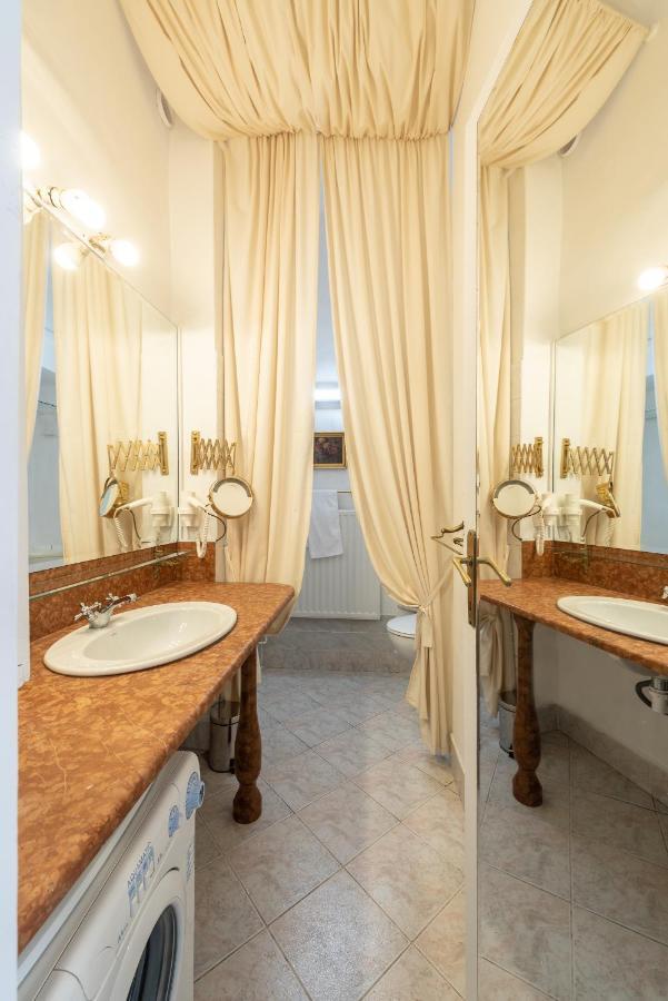 Vintage Elegance Mostcentralapt !vaci Street! *