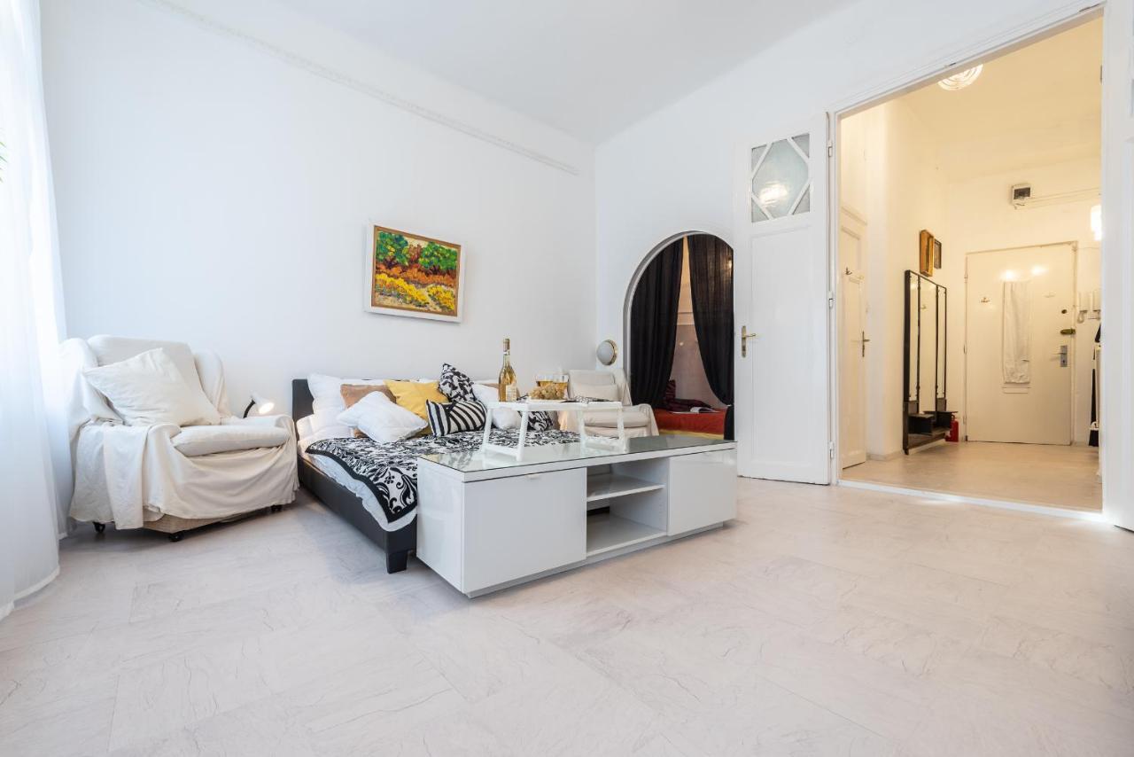 Apartment Vintage Elegance Mostcentralapt !vaci Street! Budapest